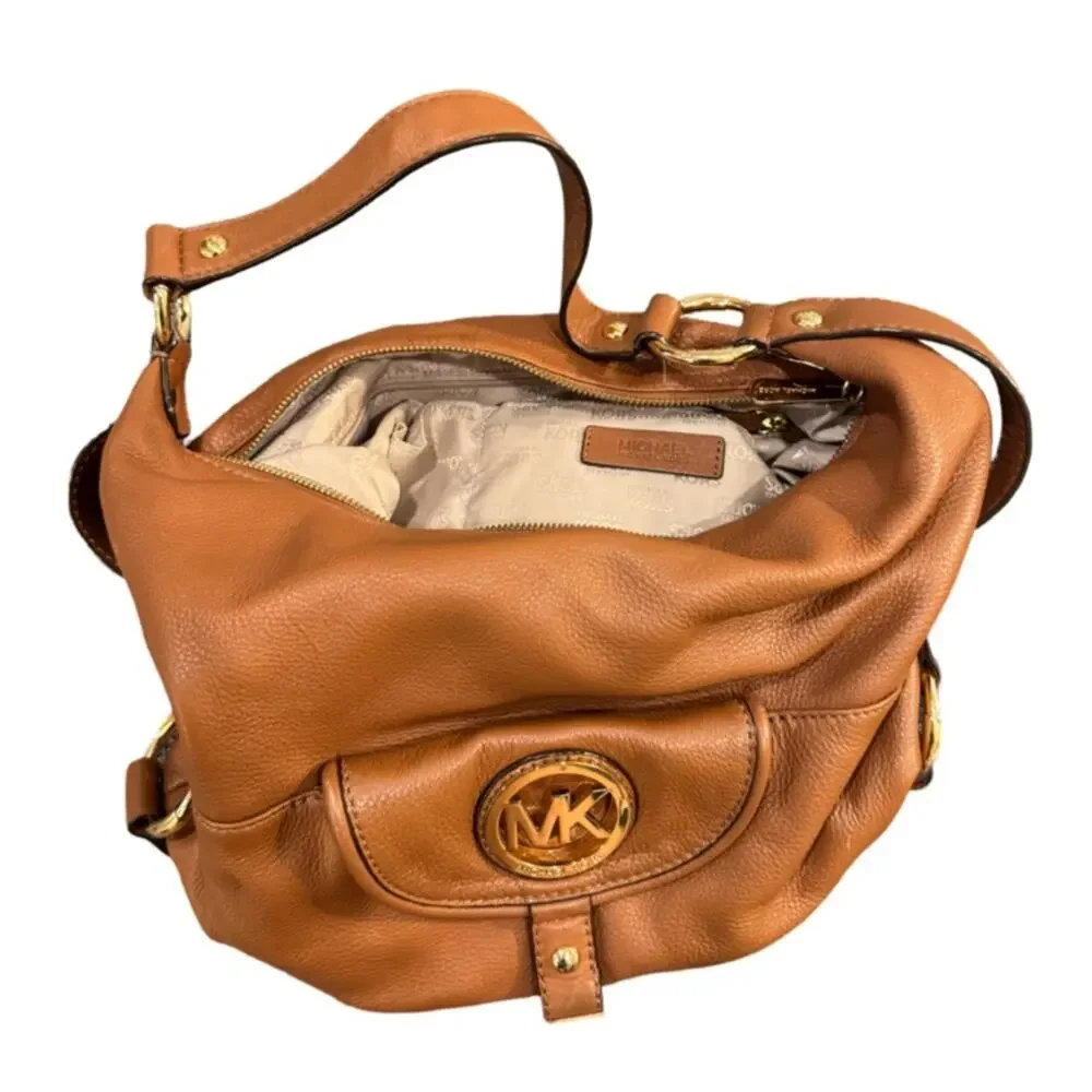 Michael Kors Fulton Large Pebbled Leather Shoulder Bag - Brown